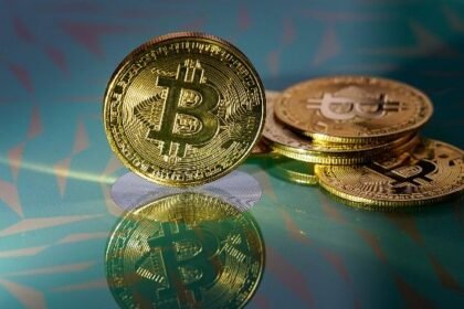 Crypto Pundit claims Bitcoin price at $260,000, but this invalid level threatens the rally