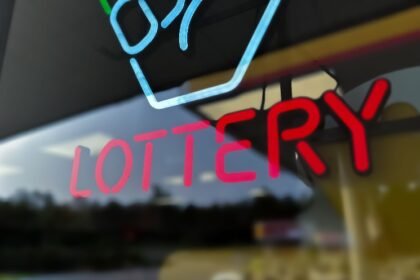 Bitcoin Traders' Favorite Lottery Tickets for the First Half of the Year - $300K BTC Call
