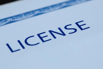 crypto.com gets a restricted dealer registration in Canada and a branch from the US