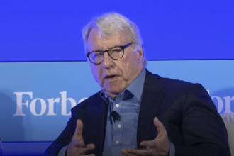 Top Short Sellers Slam Bitcoin Supporter Saylor