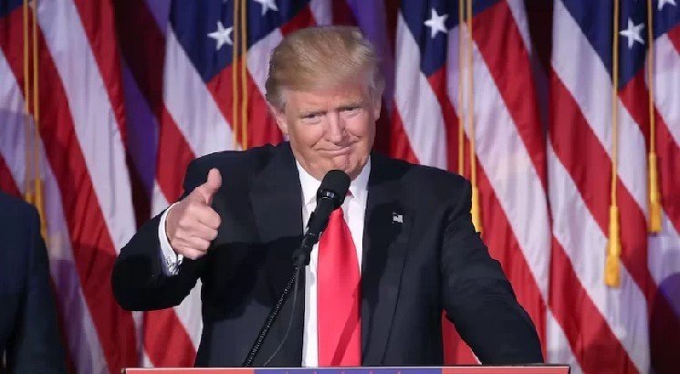 It's going to break! Amazing new moves from Donald Trump! His company applied for Bitcoin and Ethereum ETFs! This is the details...