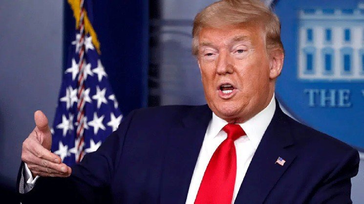 US President Donald Trump sends mixed signals about the economy - his latest statement here