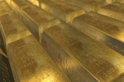 Political turmoil leads to a new historic maximum for gold