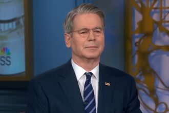 ``There are actors who are defiant to transparency laws'': Treasurer