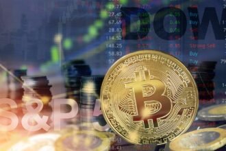 S&P500 and Nasdaq hit all-time highs, and when will Bitcoin?