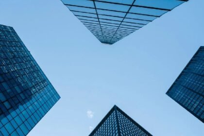 Abraxas Capital Reports $353M Profit from Hedging Accounts