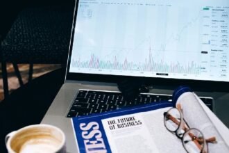 SquiggleDAO Acquires NFT Through Decentralized Community